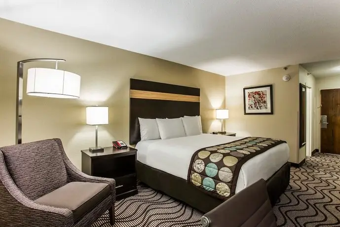 Clarion Hotel Charlotte Airport & Conference Center