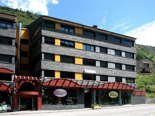 Apartamentos Tarter Pirineos 3000