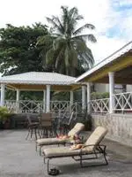 Paradise Beach Hotel Kingstown 