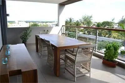 Grants Luxury 3 Bedroom Apartment Cap Malheureux