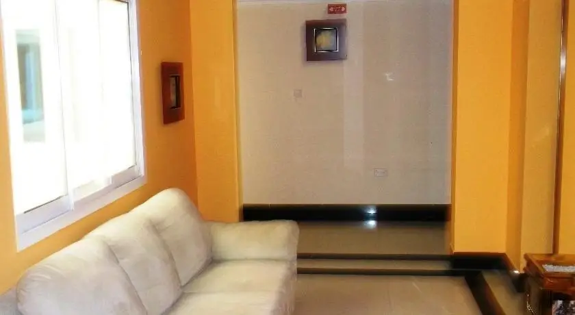 Al Thuriah Hotel Apartment