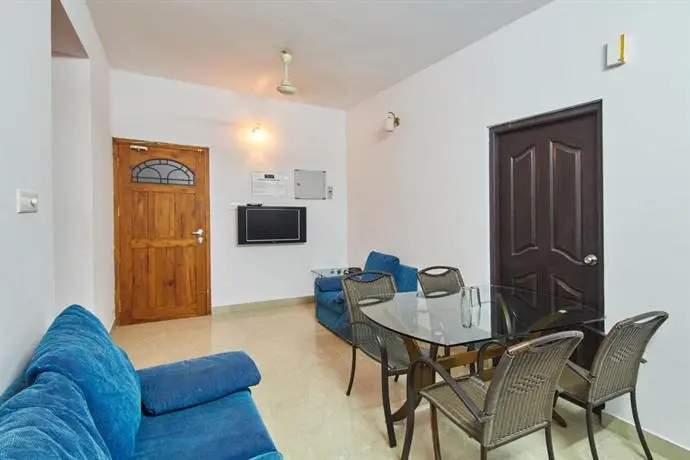 OYO 8842 Kallat Apartments 