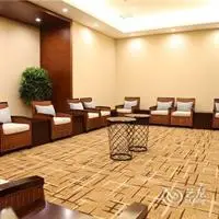 Yuntai Place International Hotel 