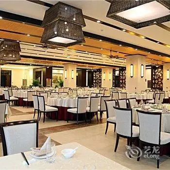 Yuntai Place International Hotel 