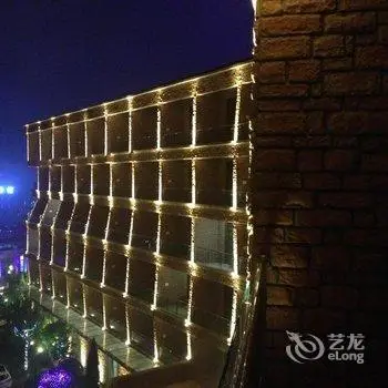 Yuntai Place International Hotel 