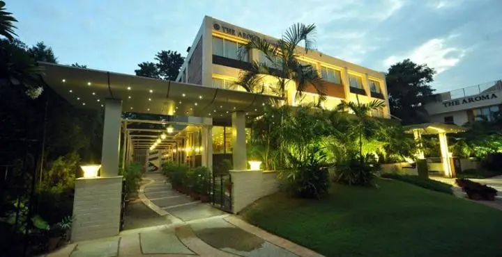 Hotel Aquamarine Chandigarh 