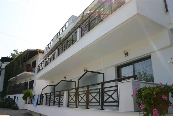 Aloe Hotel Skala Potamias