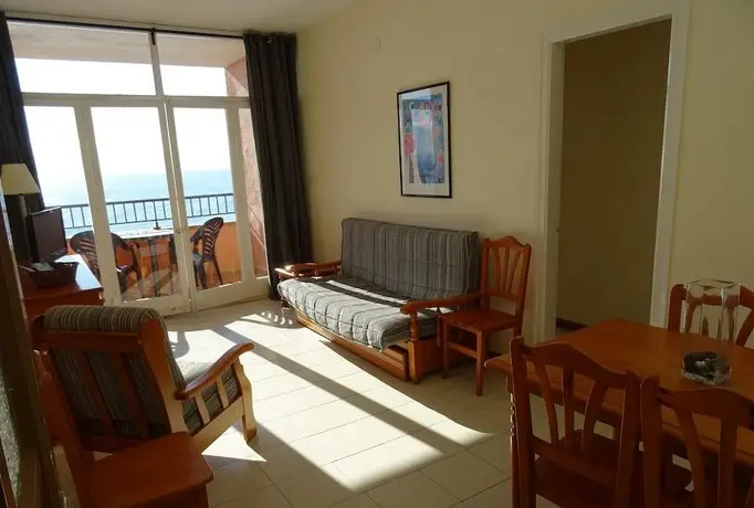 Apartamentos Elvira 