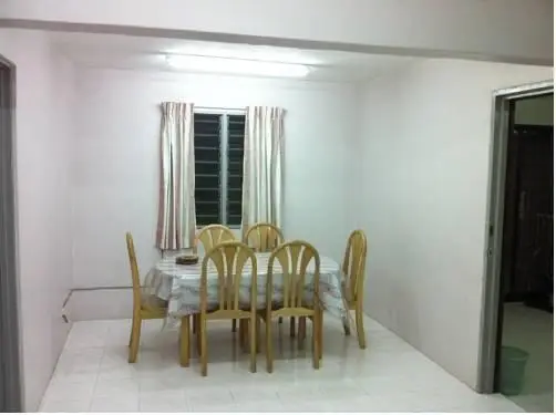 Tringkap Apartment