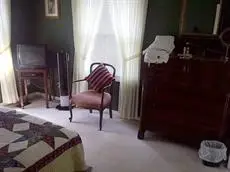 Abacot Hall Bed & Breakfast 