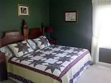 Abacot Hall Bed & Breakfast 