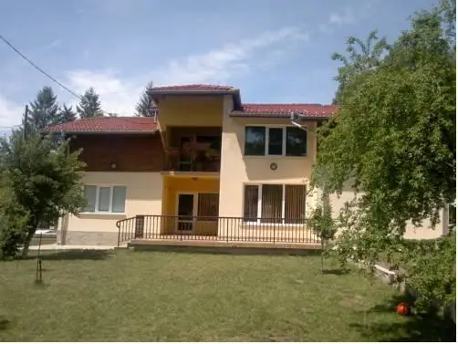 Villa Nanevi 