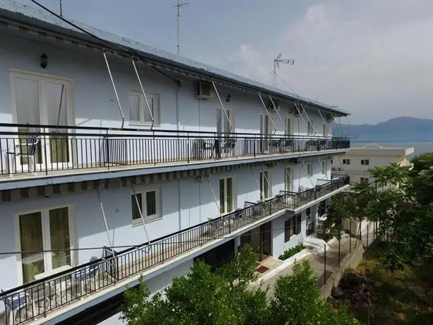 Jimmy's Apartments West Greece 