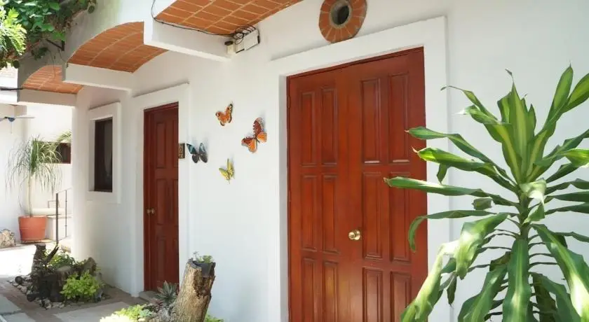 Las Mariposas Eco-Hotel & Studios 