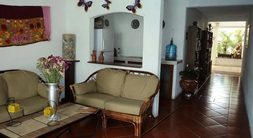 Las Mariposas Eco-Hotel & Studios 