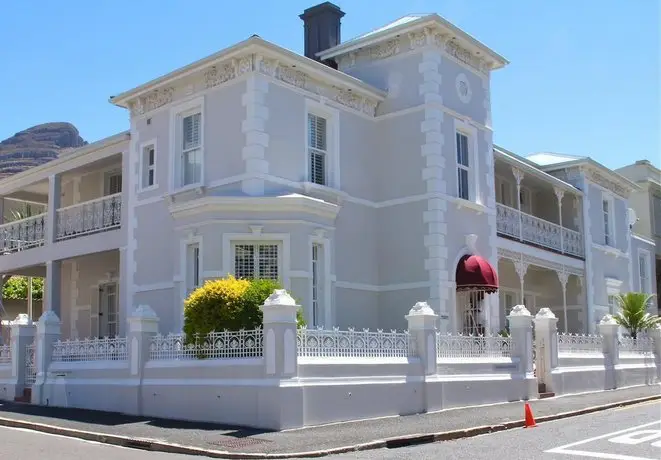 Underberg House