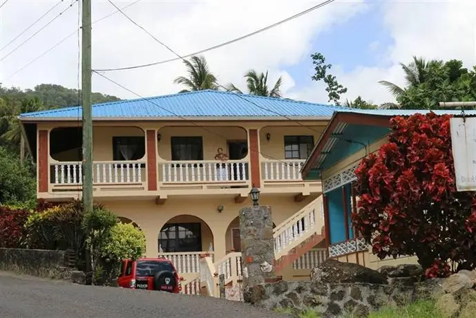 River Side House