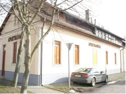 Apartmanhaz Gyula