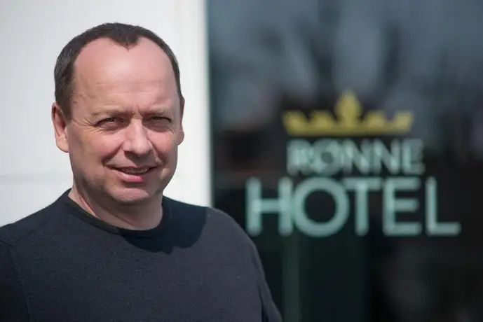 Ronne Hotel 