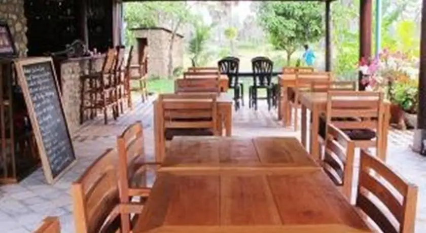 Champa Lodge