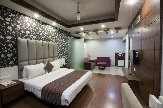 Hotel Narula's Aurrum