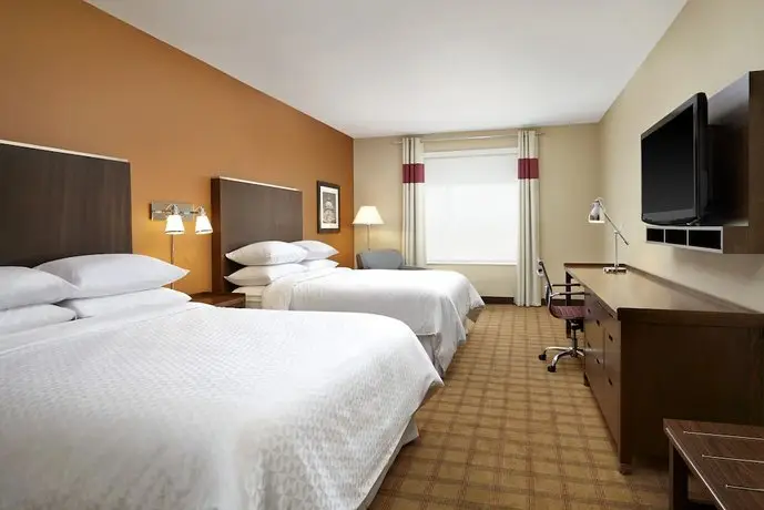 Four Points by Sheraton Edmonton International Airport 