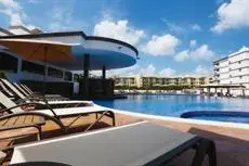 Grand Residences Riviera Cancun 