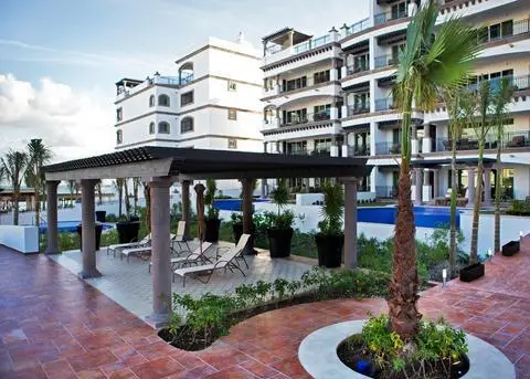 Grand Residences Riviera Cancun 