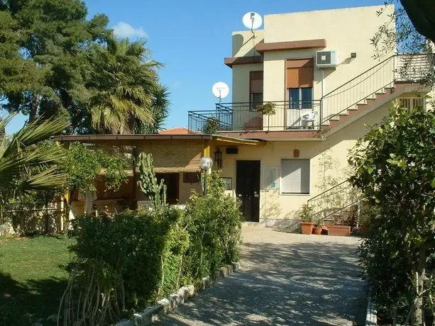 B&B Bouganvillea