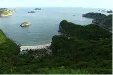 Cat Ba Beach Resort 