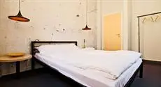 Sleep in Hostel & Apartments 