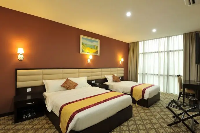 Hallmark Regency Hotel 