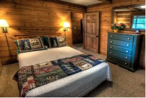 Hidden Creek Cabins - Bryson City 