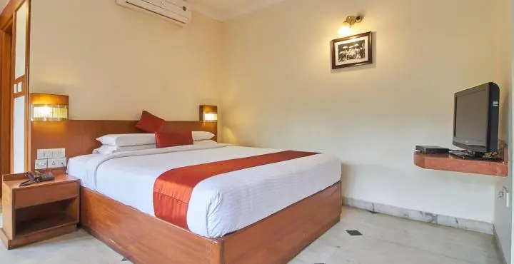 Hotel Maurya Residency 