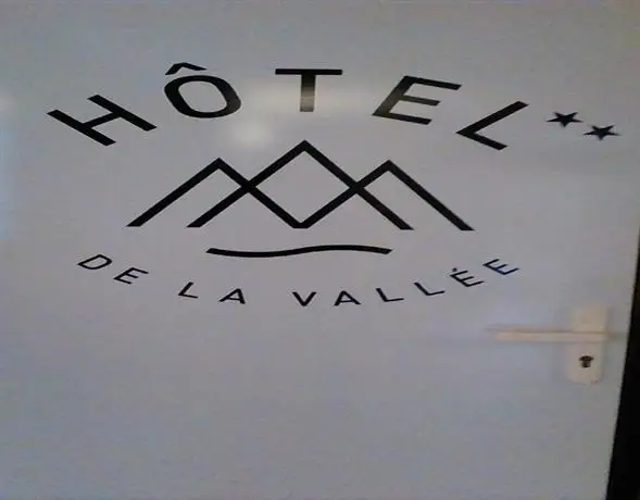 Logis Hotel et Restaurant de La Vallee 