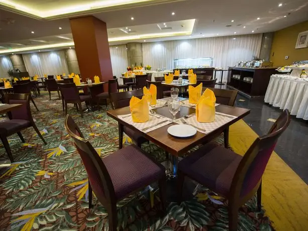 Mercure Jeddah Al Hamra 