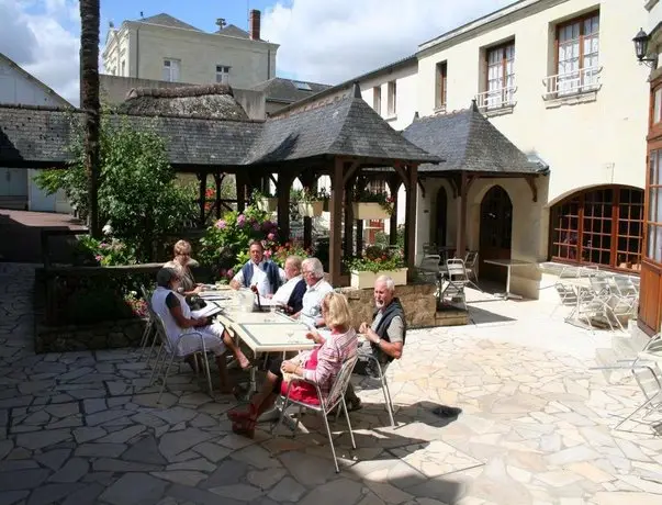 Splendid Hotel Montreuil-Bellay 