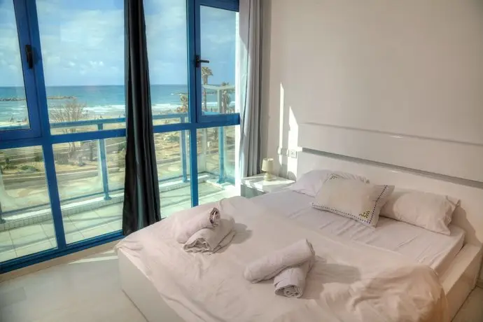 The Sea Apartments Tel Aviv by different locations 