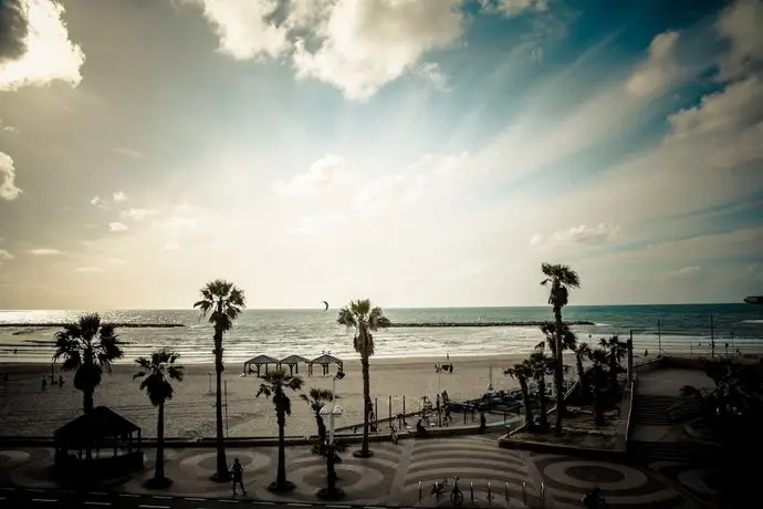 The Sea Apartments Tel Aviv by different locations 