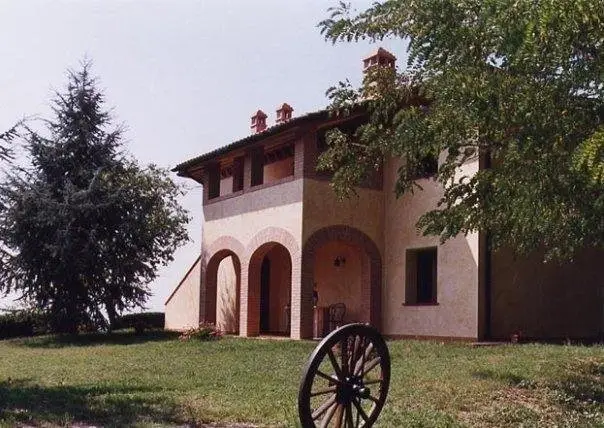 Agriturismo Montemari