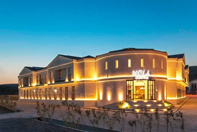 Mola Cunda Hotel