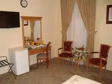 Al Murooj Kareem Hotel 