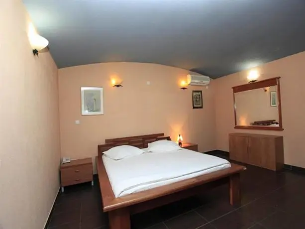 Pasha Garni Hotel 