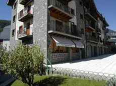 Apartamentos Los Pirineos Biescas 