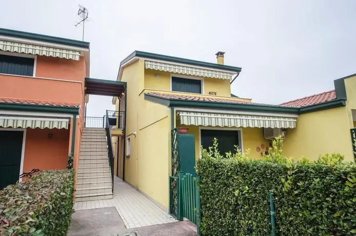 Residence Villaggio Dei Fiori