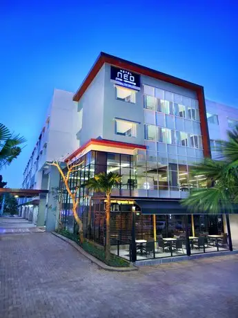 Hotel Neo Candi Simpang Lima Semarang