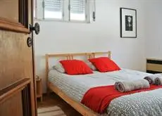 Alcobaca Hostel - Blue House 