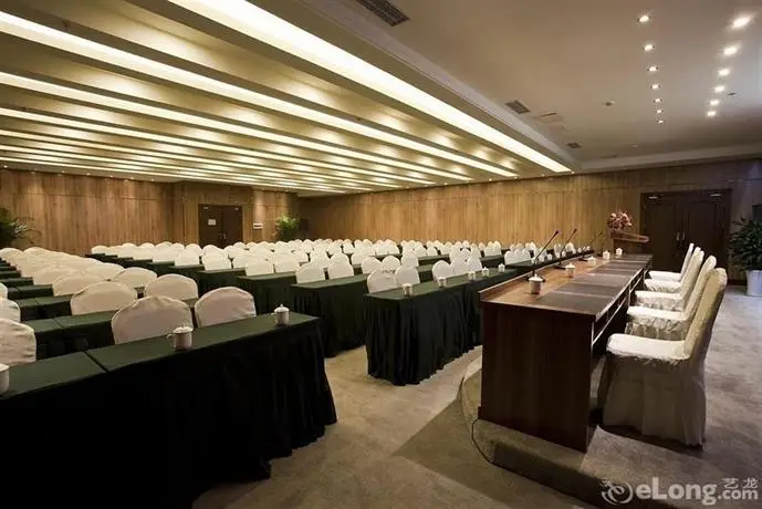 Chengdu Hao Tian Guo Tai Hotel 