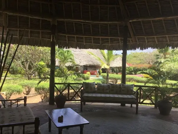 Kenga Giama Resort