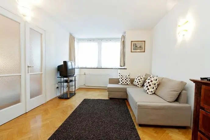 Living Budapest Apartment Semmelweis 